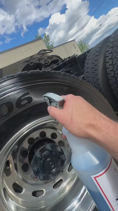 Flawless Tire Dressing – Extreme Wet Look, Weeks of Protection